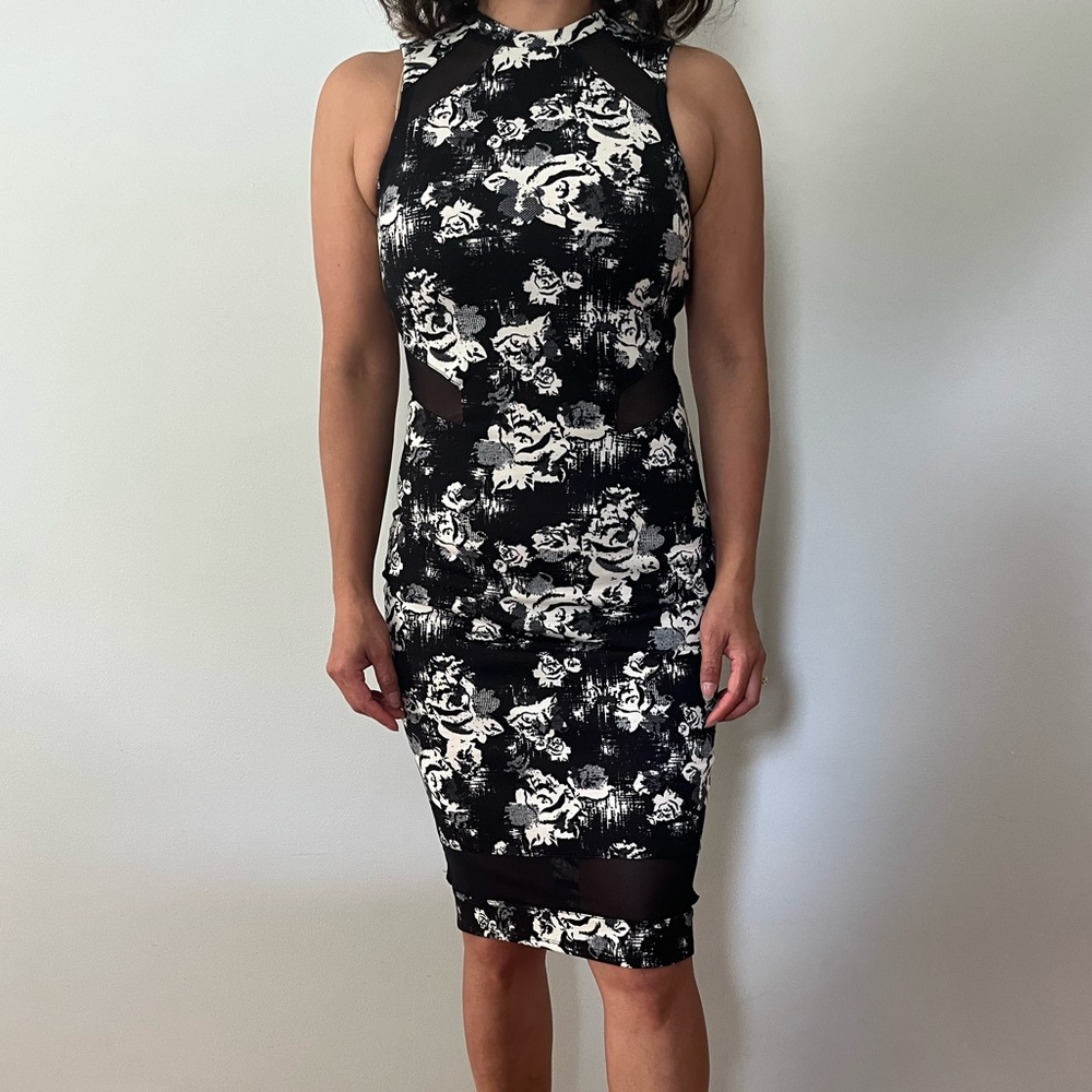 A black dress that can be worn casual or at a party